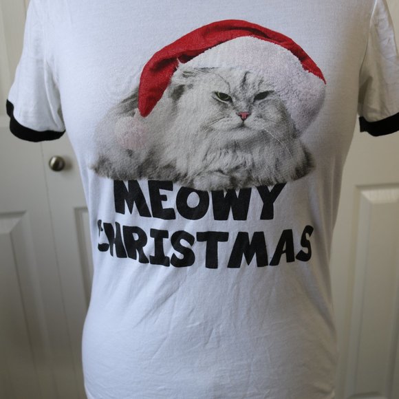 Stranded Tops - Cat Christmas Shirt Size Large